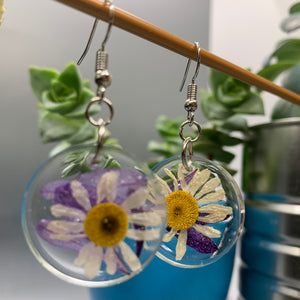 Floral Resin Earrings - Chamomile & Lavender