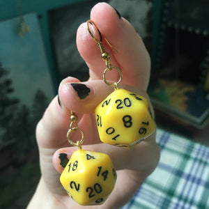 Earrings - Dungeon & Dragon D20 Dice